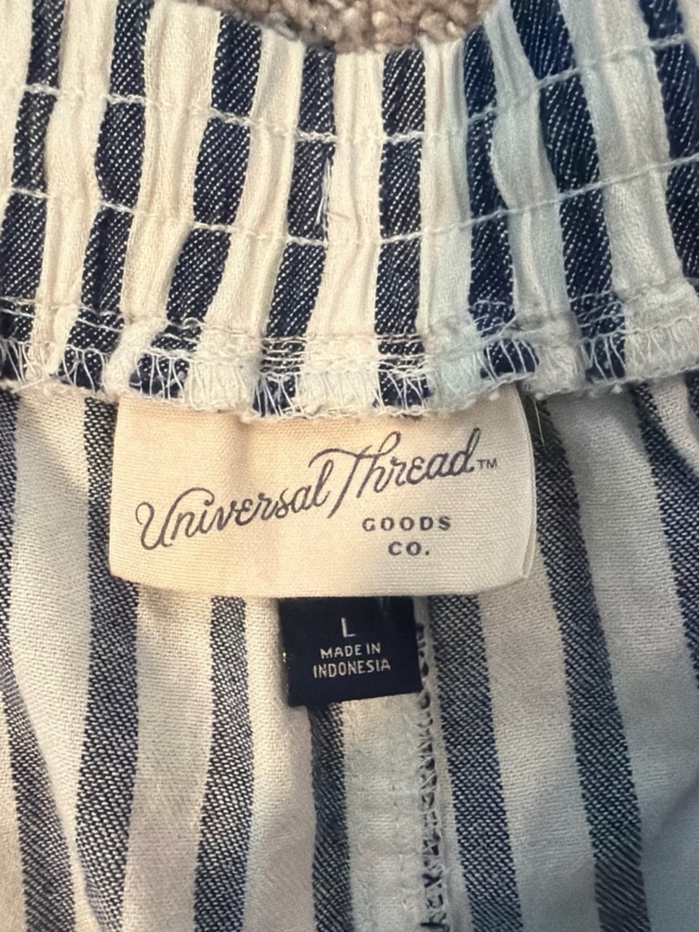 Universal Thread Blue Striped Women’s Jeans